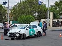 В результате ДТП на Курсаках поврежден светофор